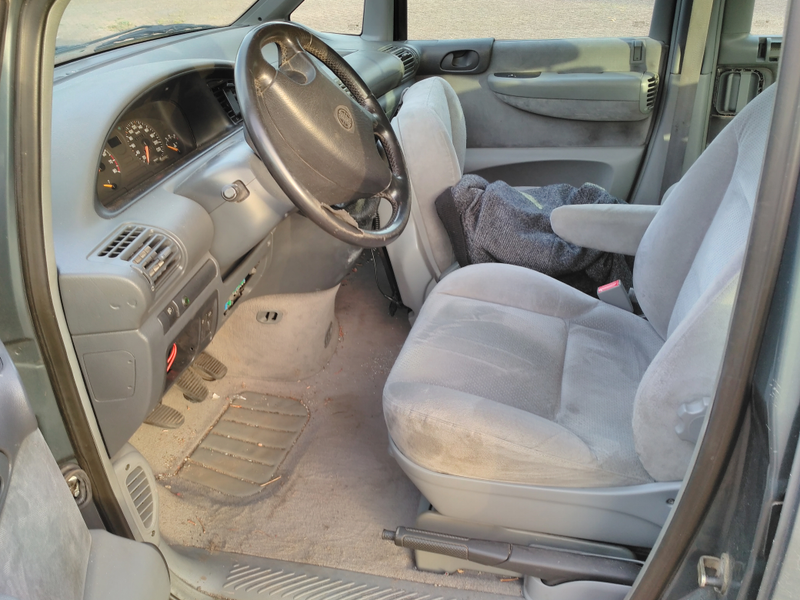 Fancy Alcantara seats...